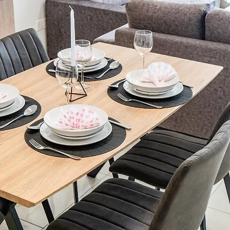 Adolina By Ezoria Apartamento