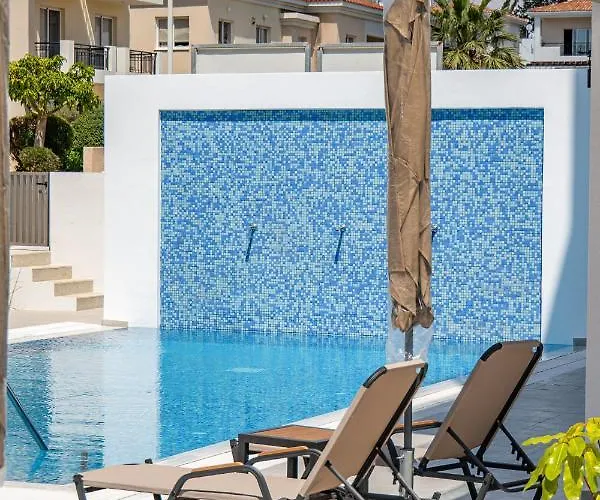 Adolina By Ezoria דירה *