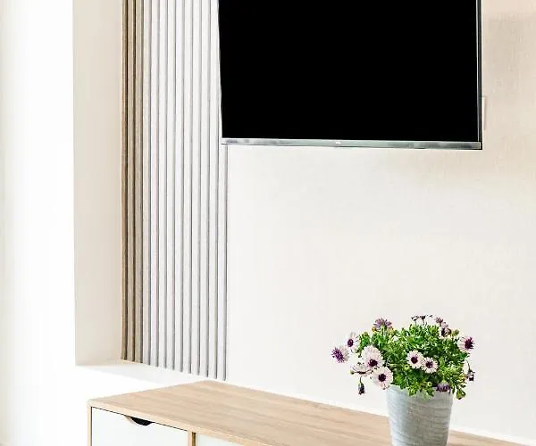 Adolina By Ezoria Lejlighed