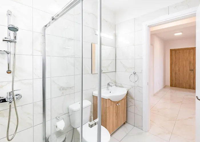 Adolina By Ezoria Paphos