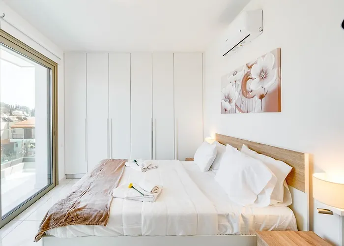 Adolina By Ezoria * Paphos