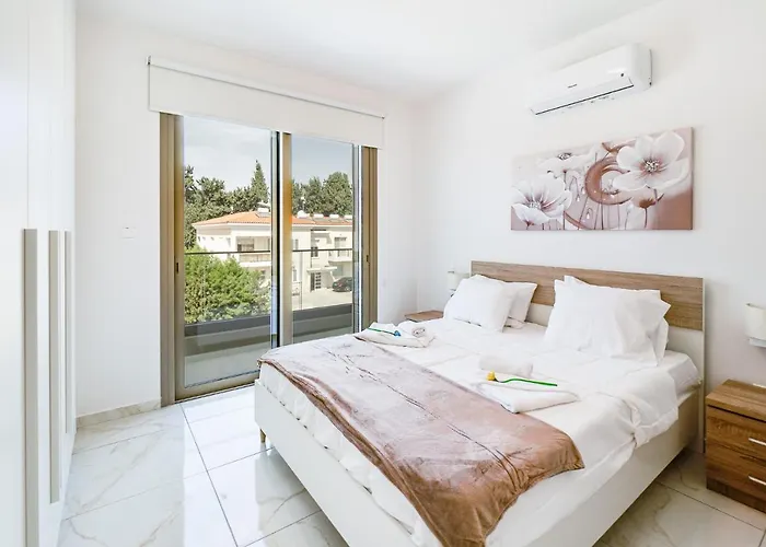 Lejlighed Adolina By Ezoria Paphos